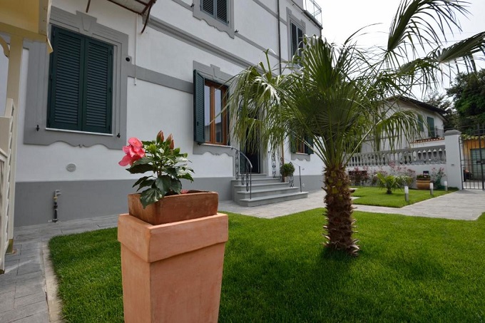 B&B economico a Pisa Via Damiano Chiesa 10, 56123 Pisa