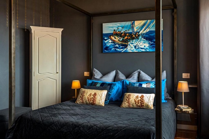 B&B a Salerno centro via Porta Elina 4, Centro storico di Salerno, 84121 Salerno