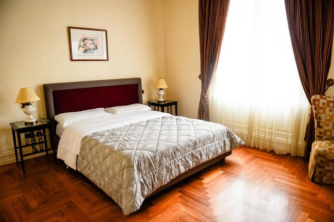 B&B economico con ingresso indipendente a Caserta Largo San Sebastiano 2, 81100 Caserta