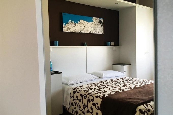 B&B economico a Crotone vicino alla stazione ferroviaria Via Galluppi 22, 88900 Crotone