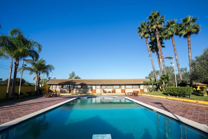 B&B con posto auto a Latina 283 Strada Lestra Finocchiaro, 04100 Latina