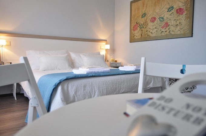 B&B con parcheggio privato a Massa Carrara Via Fiume 45, 54100 Marina di Massa