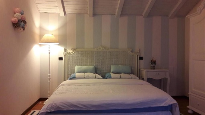 B&B con giardino vicino al lago a Lecco Via Grado 6, 23900 Lecco