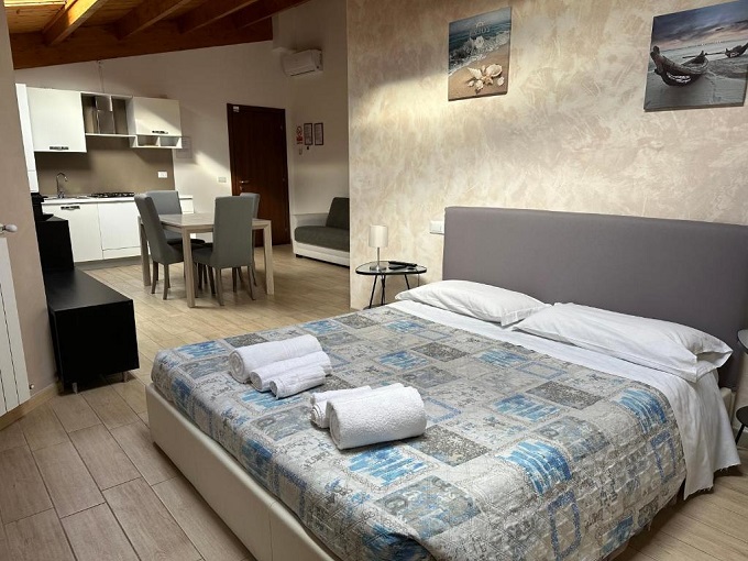 B&B sulla spiaggia a Pescara Via Rubicone 13, 65015 Pescara