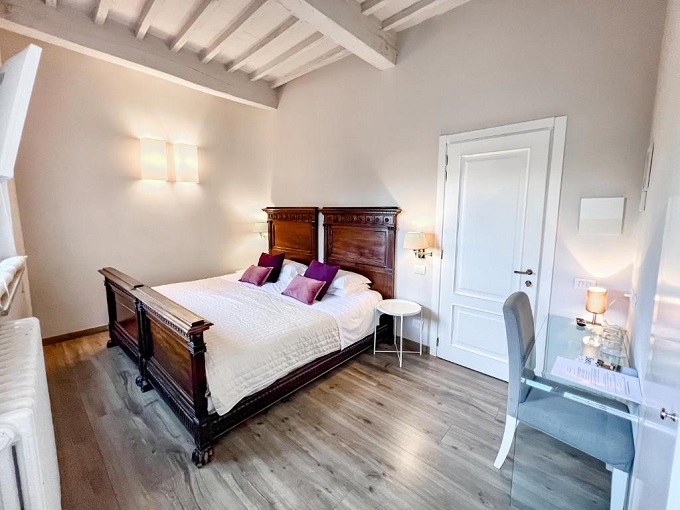 B&B con camere familiari in centro a Siena Via Pantaneto 105, 53100 Siena