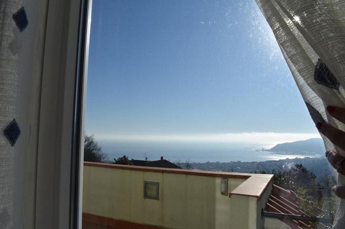 B&B con giardino e terrazza a Savona VIA ALLA STRA' 36, 17100 Savona