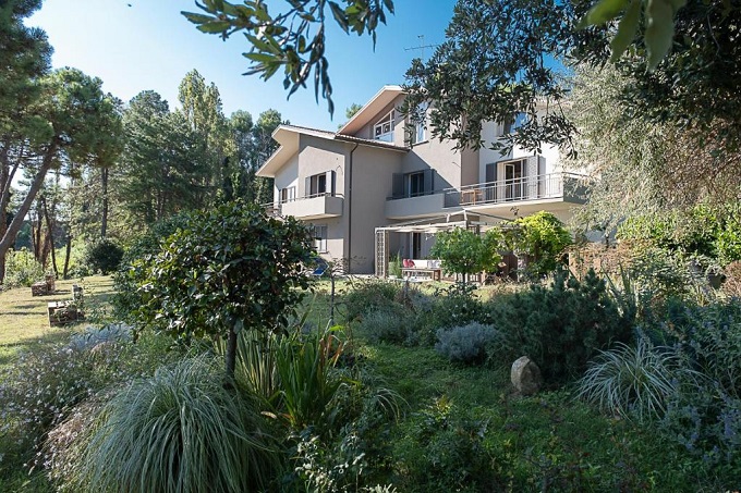 B&B con balcone e parcheggio gratuito a Trebbiatico vicino Pesaro 162 Strada Panoramica Ardizio, 61122 Trebbiantico