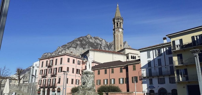 B&B con ingresso privato e bar a Lecco 44 Via Camillo Benso Conte di Cavour, 23900 Lecco