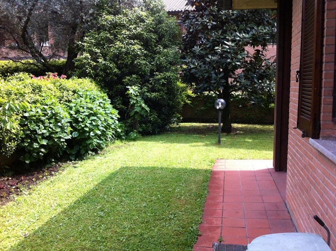 B&B con giardino e colazione inclusa a Monza Via Podgora 17 E, 20854 Monza