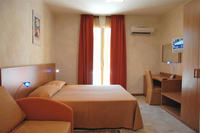 B&B con giardino sulla spiaggia a Bordighera vicino Sanremo 6 Via dei Pescatori, 18012 Bordighera