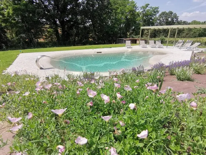 B&B con piscina e giardino a Reggio Emilia Via Gianbattista Morgagni 3/5, 42123 Reggio Emilia