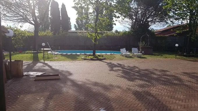 74 Via Ca' Turchi, 47853 Coriano B&B con piscina, vasca idromassaggio e parcheggio privato a Coriano vicino Riccione