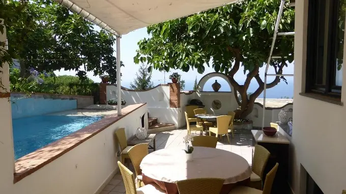 B&B con piscina, giardino e terrazza a Capri via lo palazzo 12, 80073 Capri, Italia