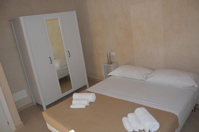 B&B con terrazza vicino alla stazione ferroviaria di Trapani Via Calvano 34, 91100 Trapani